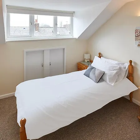 Host & - 1 Oswy Street 惠特比